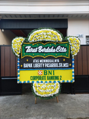 Papan Bunga Duka di Karangsembung