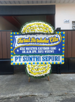 Papan Bunga Duka di Karangsembung