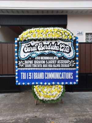 Papan Bunga Duka di Karangsembung